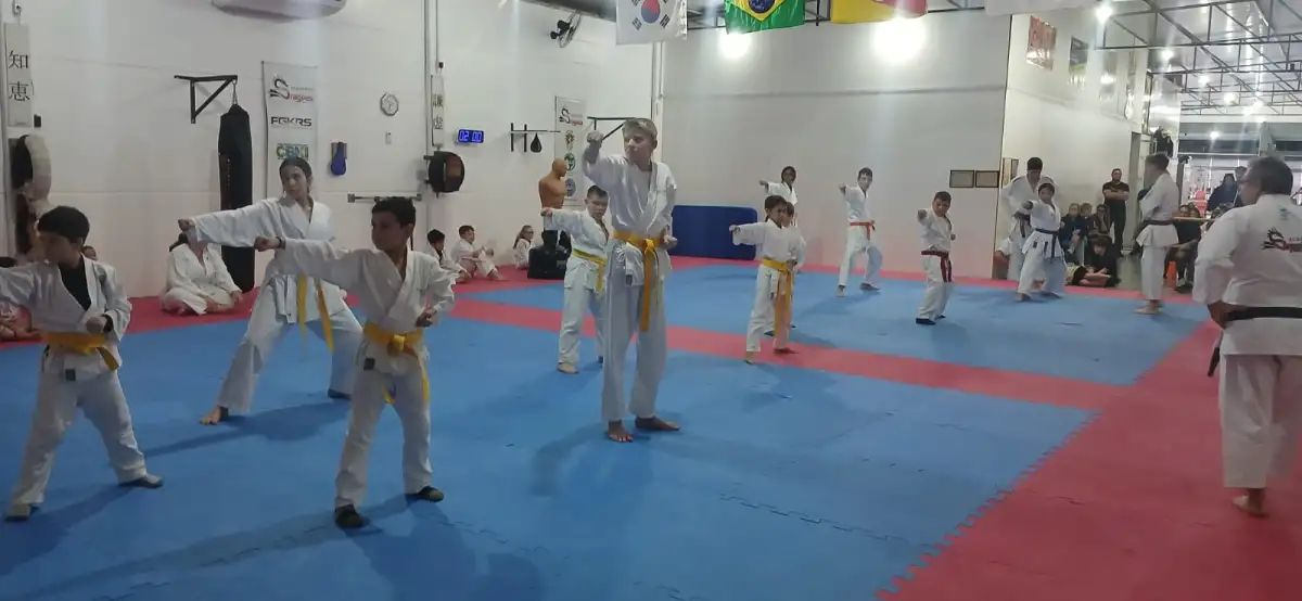 Exame de faixa Academia Dragões do Oriente 2026